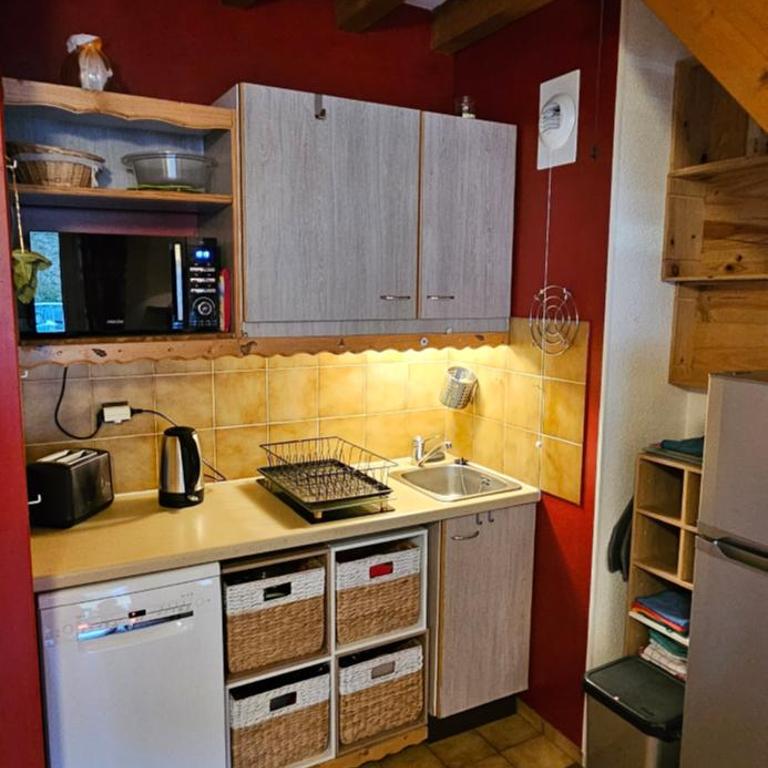 55m2 duplex apartment, close to Thermes and Gondola - Appartement 2 Chambres - 3