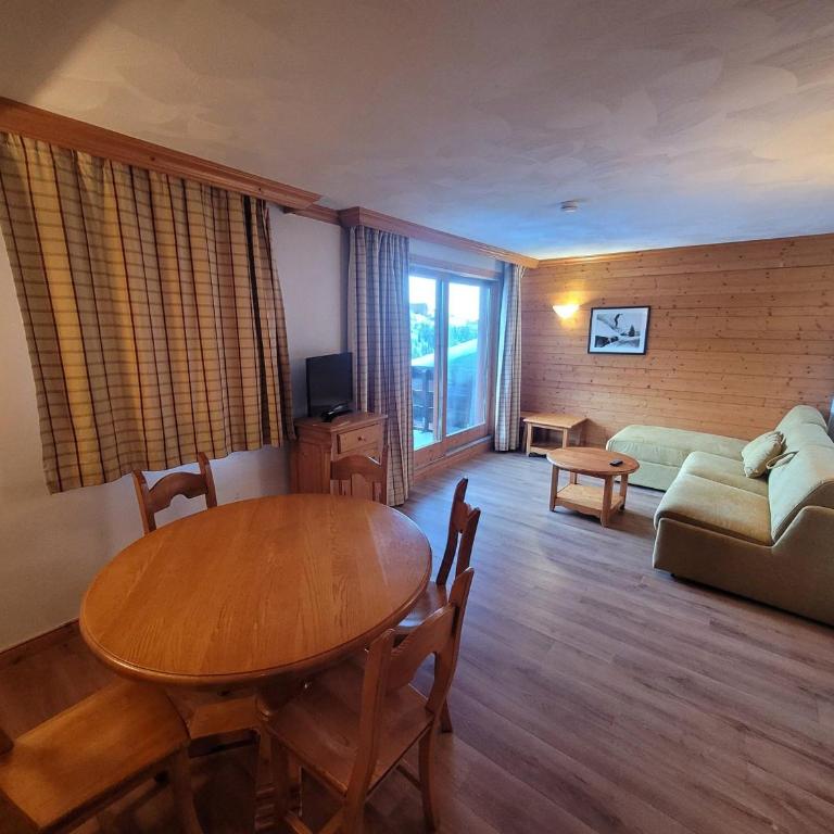 Appartement 3 pièces · 2 chambres · Piscine · Parking · Proche pistes - Appartamento con 2 Camere da Letto - 4