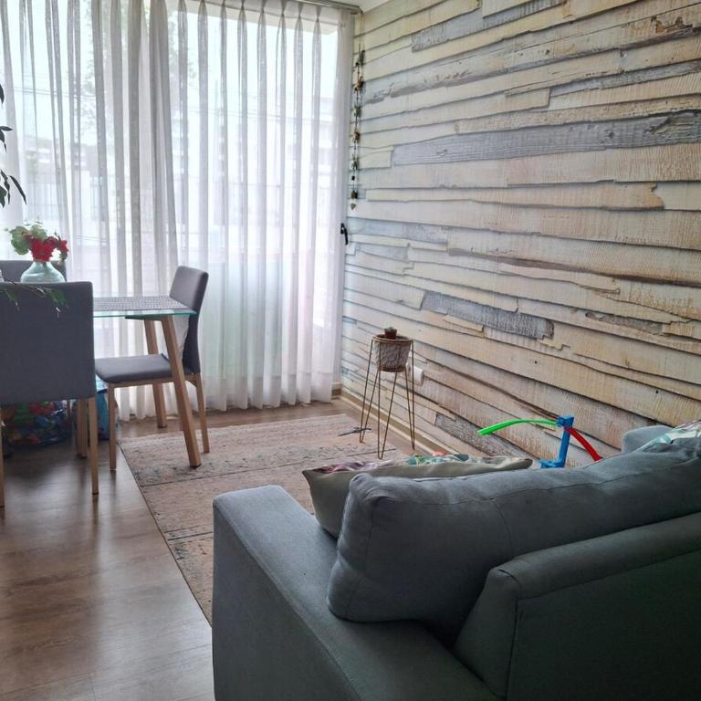 depto en 1er piso a pasos del super y cerca de playa - Three-Bedroom Apartment - 1