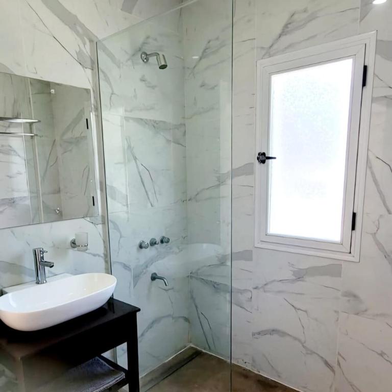 Casa Barrancas de San Benito Chapadmalal 10 personas - Casa de 4 dormitorios - 13