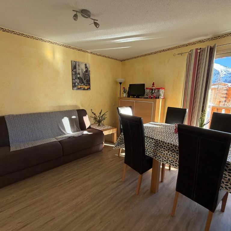 Isola 2000 - Spacieux 50m2 pour 6 - Parking privé - Appartement 2 Chambres avec Vue sur la Montagne - 3