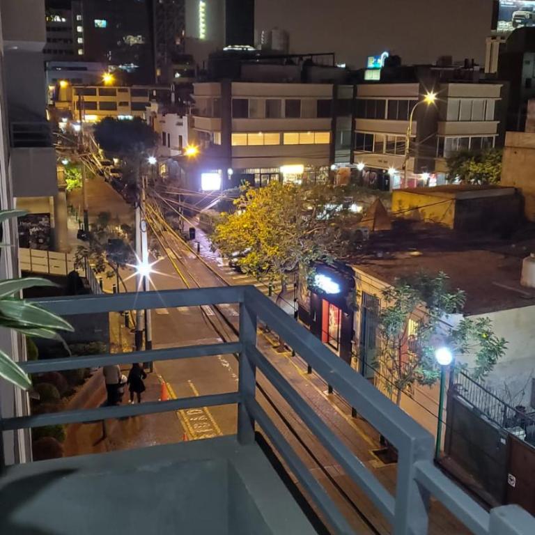 Departamento en el Corazón de Miraflores Peru - Apartamento con vistas y balcón - 19