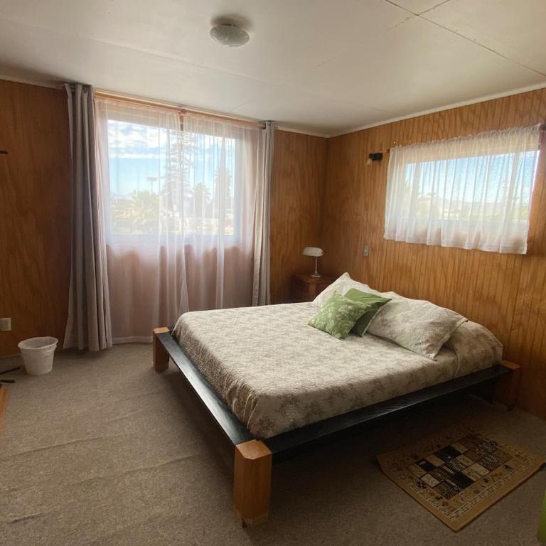 Casa amplia muy cerca de la playa - Three-Bedroom House - 8