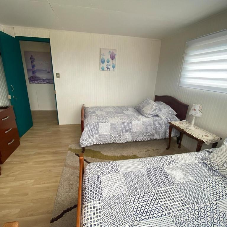 Casa amplia muy cerca de la playa - Three-Bedroom House - 11