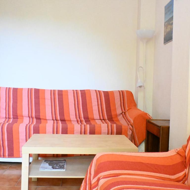 N303 - Comodo appartamento con giardino a Numana - Two-Bedroom Apartment - 7