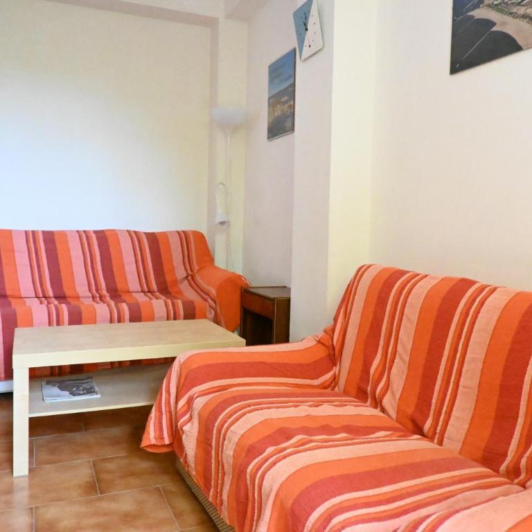 N303 - Comodo appartamento con giardino a Numana - Two-Bedroom Apartment - 8