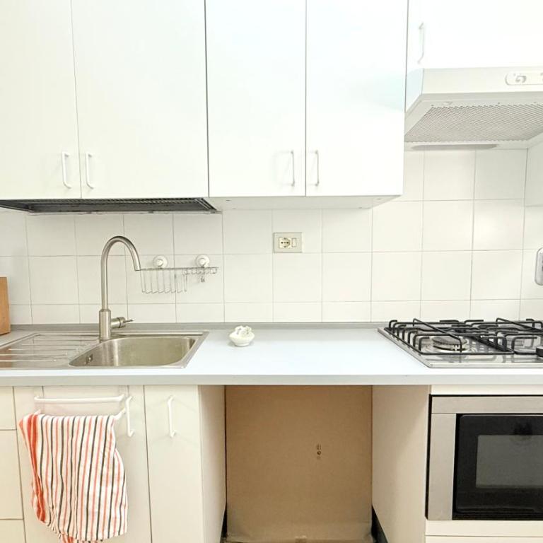 N303 - Comodo appartamento con giardino a Numana - Two-Bedroom Apartment - 4