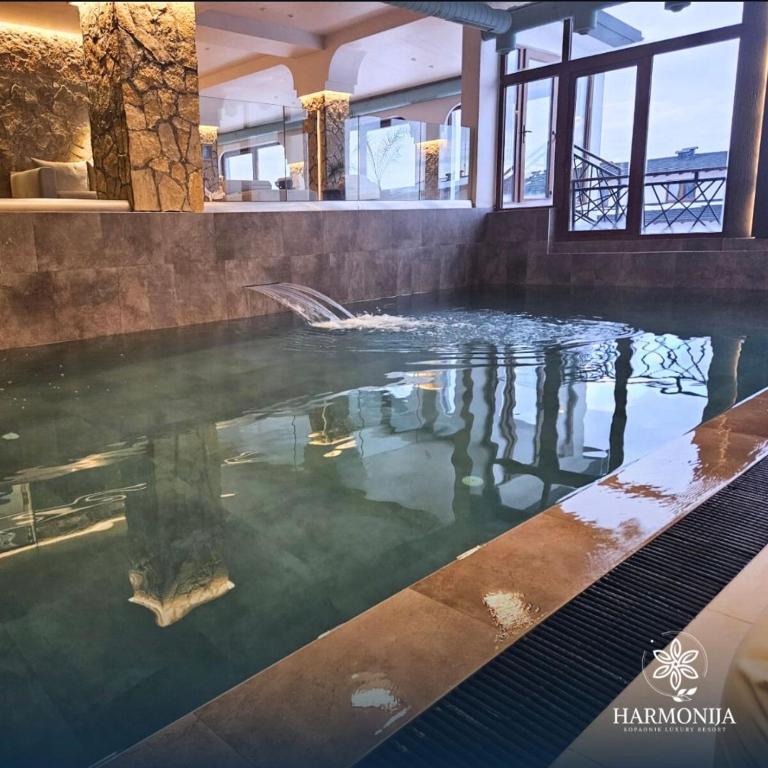DZAT apartman, Harmonija Hotel - One-Bedroom Apartment with Terrace - 5