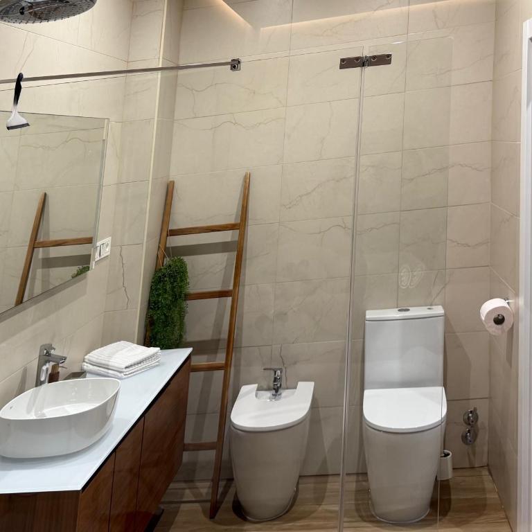 Apartamento NUEVO Lujoso Suites Centro Bilbao Wifi ,Parking - Two-Bedroom Apartment - 35