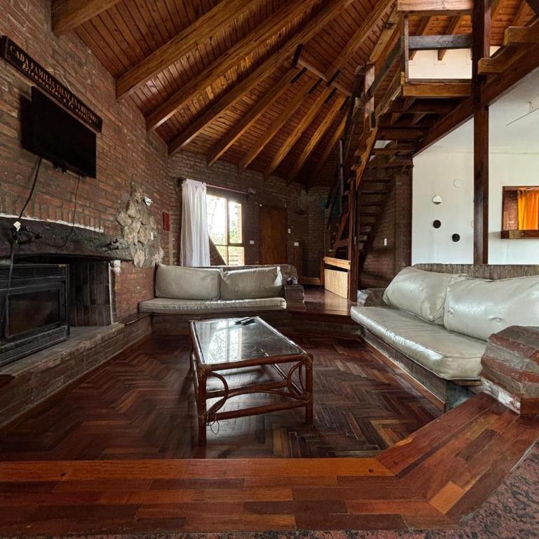 Casa Numerosa Vista al lago con Pileta Villa Carlos Paz - Casa de 4 dormitorios - 3
