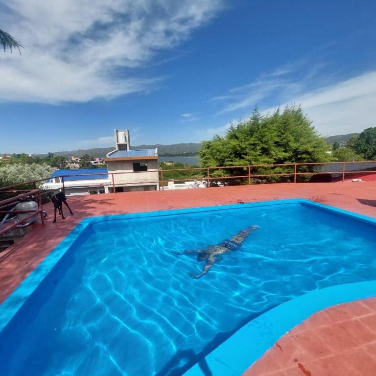 Casa Numerosa Vista al lago con Pileta Villa Carlos Paz - Casa de 4 dormitorios - 8