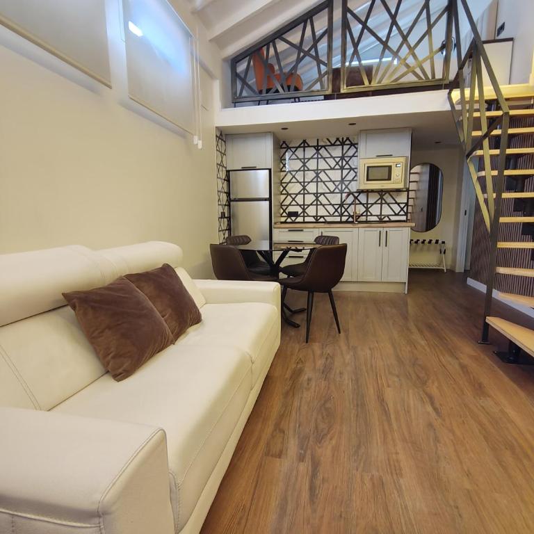 Hostal JQ Madrid 1 - Suite Familiale - 14