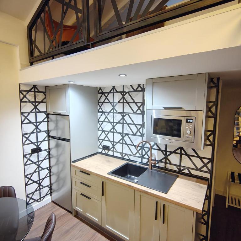 Hostal JQ Madrid 1 - Suite Familiale - 13