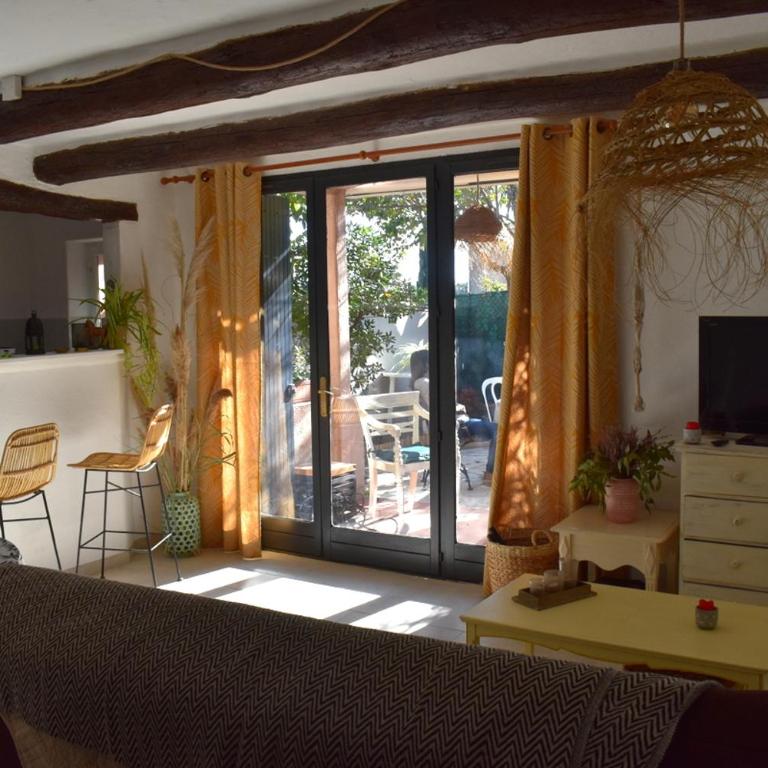 Grand studio avec jardin à Saint-Aygulf - Apartamento de 1 dormitorio - 2