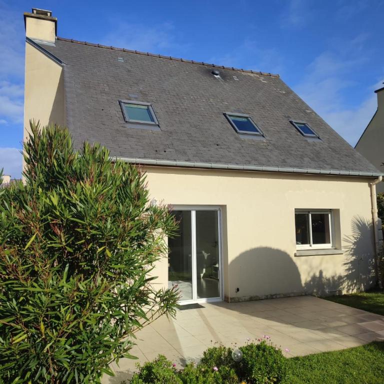 Maison Familiale avec Jardin Clos - Three-Bedroom House - 4
