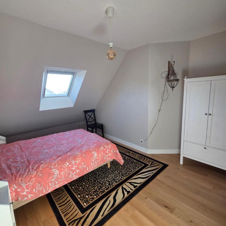 Maison Familiale avec Jardin Clos - Three-Bedroom House - 15