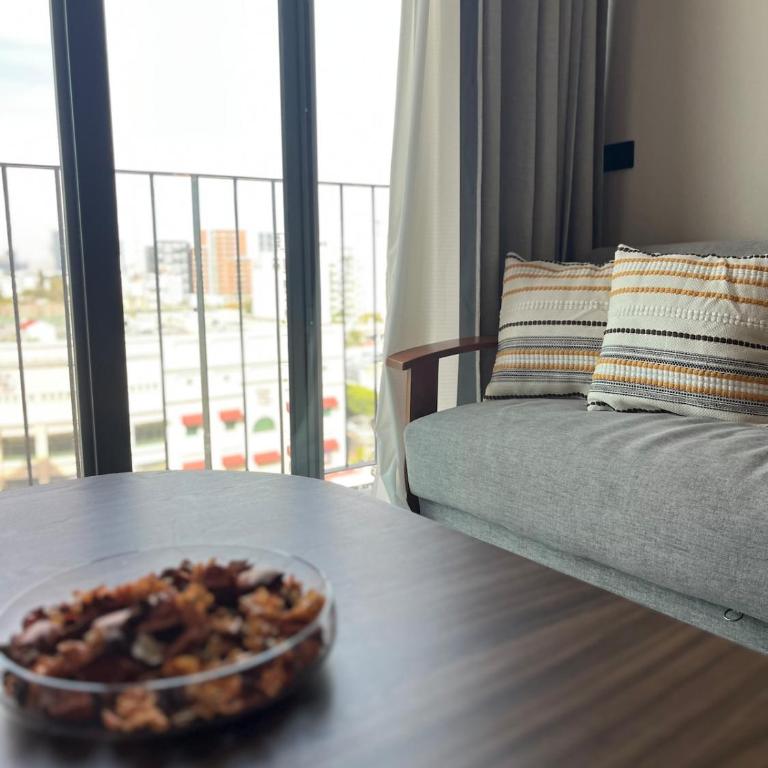 Departamento céntrico elegante - Three-Bedroom Apartment - 6