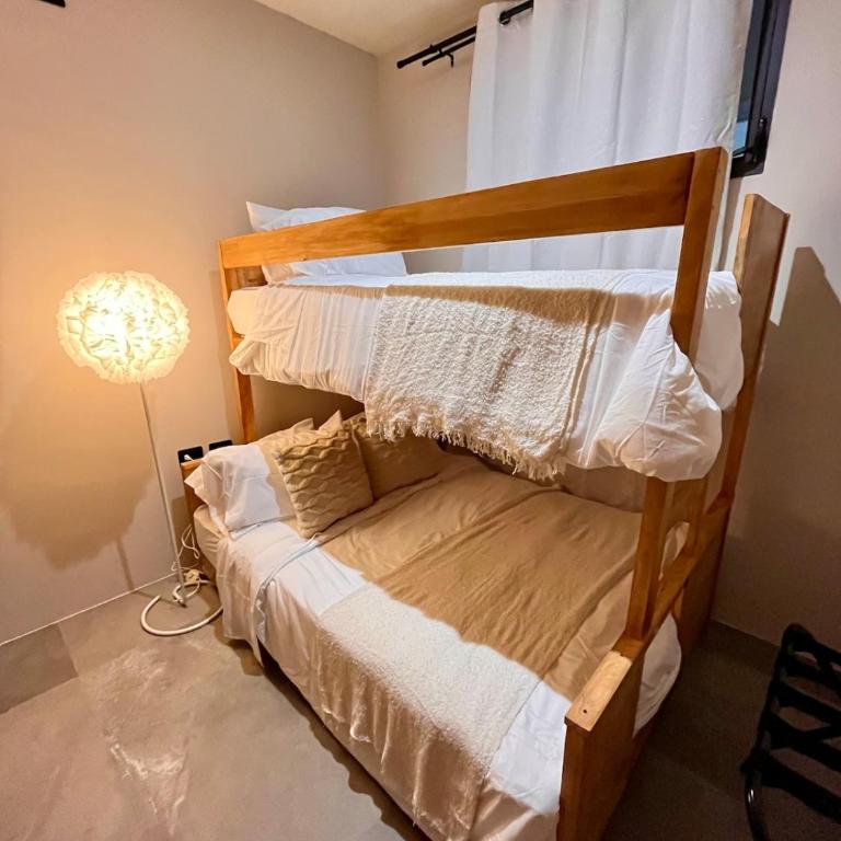 Departamento céntrico elegante - Three-Bedroom Apartment - 17