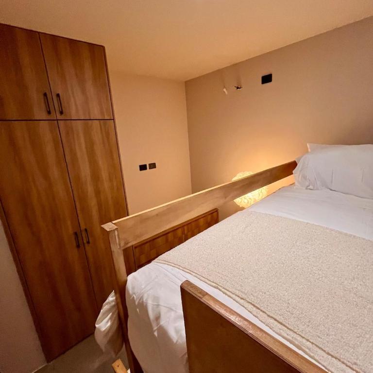 Departamento céntrico elegante - Three-Bedroom Apartment - 28