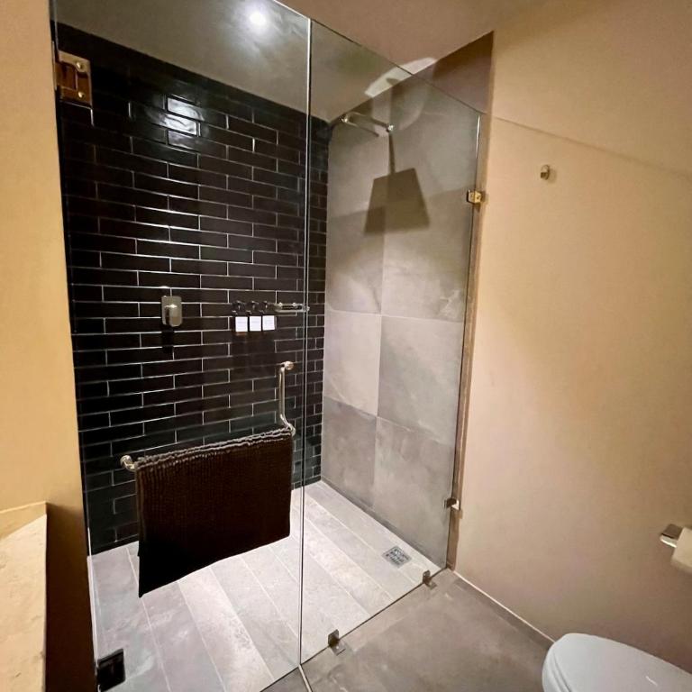 Departamento céntrico elegante - Three-Bedroom Apartment - 42