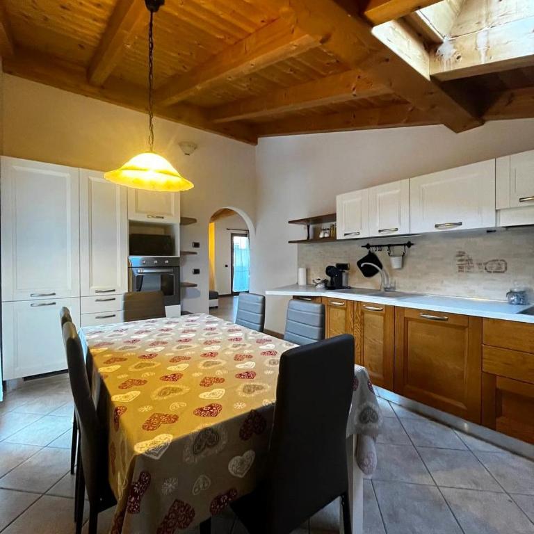 Cèsa Nicole e Patrick - Appartamento con 3 Camere da Letto e con Balcone - 12