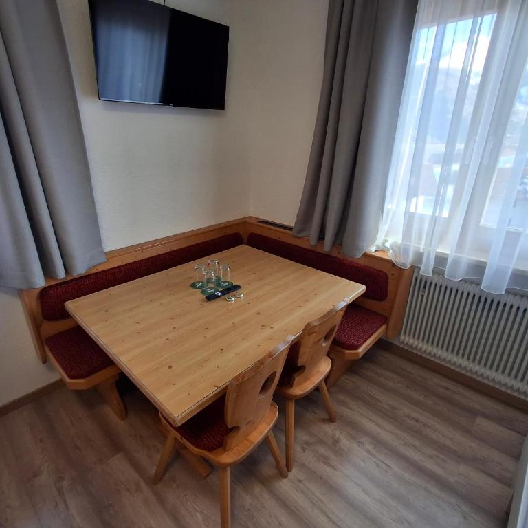 Pension Razil XO - Chambre Familiale avec Salle de Bains - 8