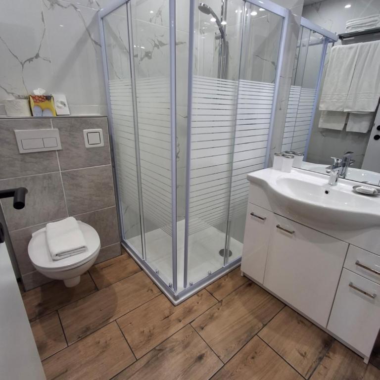 Pension Razil XO - Chambre Familiale avec Salle de Bains - 2