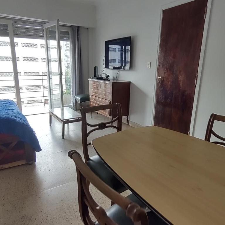 Don Brown - One-Bedroom Apartment - 33
