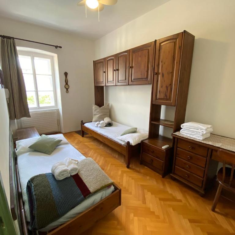 Fior Fior di Casa - Three-Bedroom Vacation Home - 4