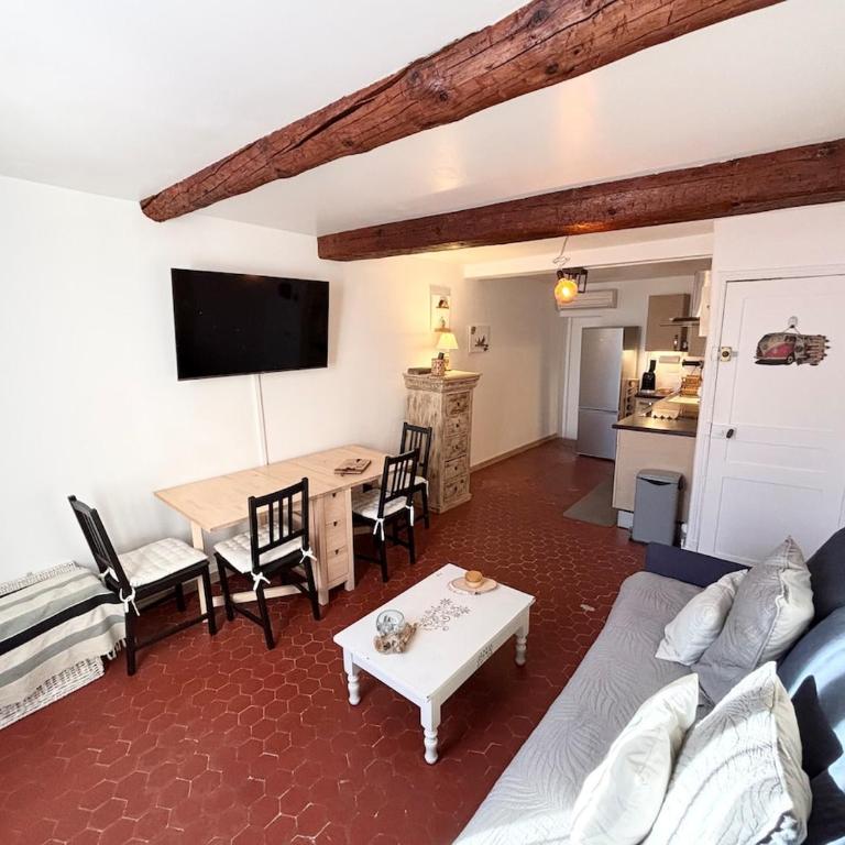 Appartement avec vue sur mer au cœur de Bandol - Apartamento de 1 dormitorio - 3