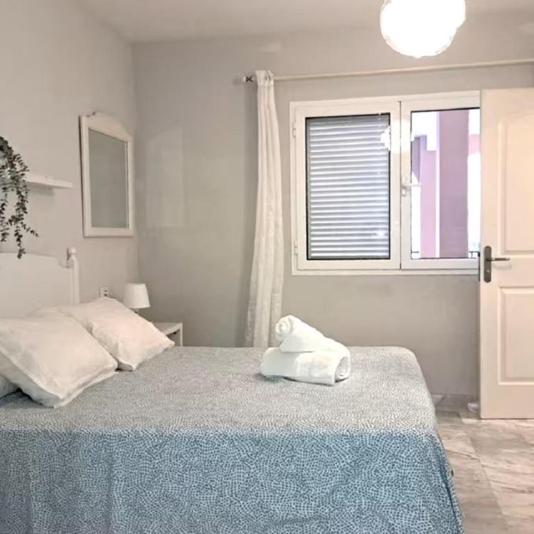 Heated Poolside Paradise Los Cristianos - Apartamento - 3