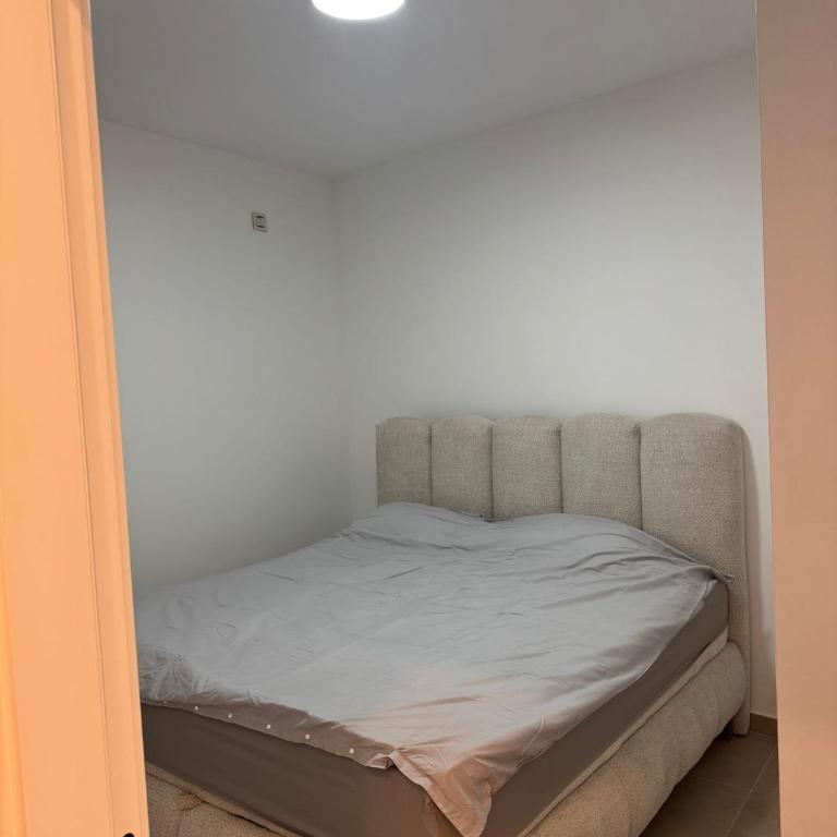 Yellow Diamond Center Free Parking - Apartman sa 2 Spavaće Sobe i Balkonom - 10