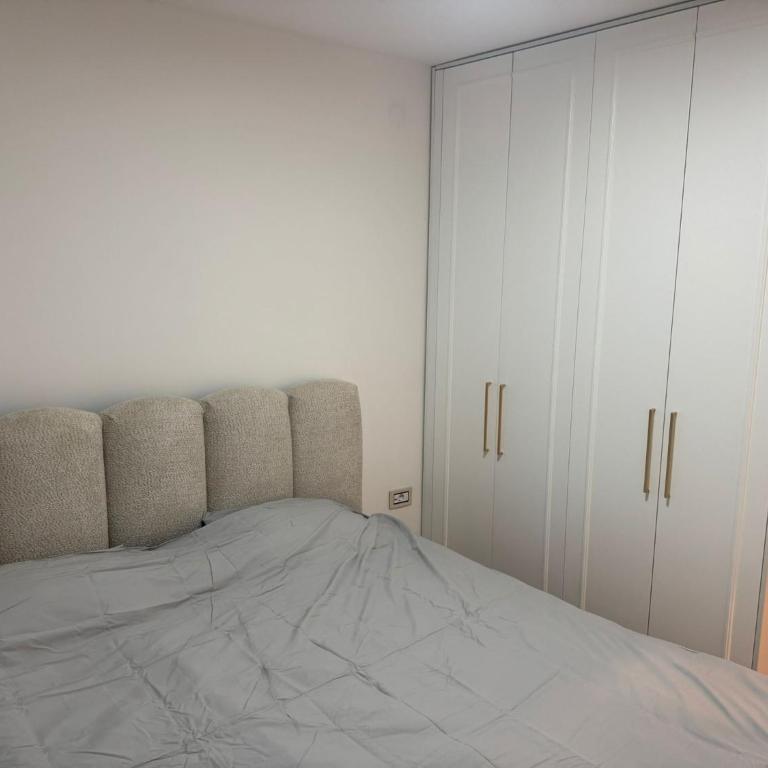 Yellow Diamond Center Free Parking - Apartman sa 2 Spavaće Sobe i Balkonom - 11