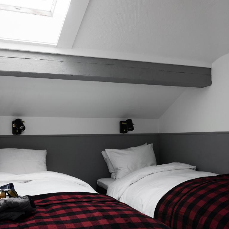 Ski Lodge Engelberg - Vierbettzimmer - 2