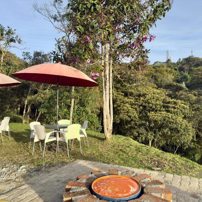 3BR Esmeralda Country Home Santa Elena - Three-Bedroom House - 8