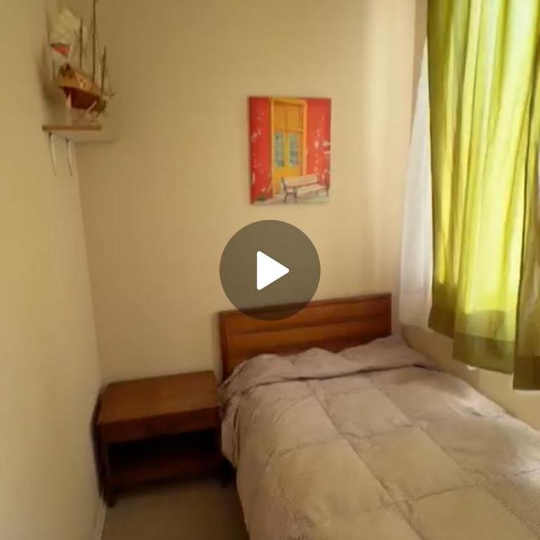 Sevilla 2 4piso - Three-Bedroom Apartment - 7