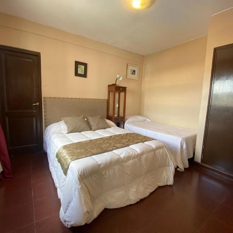 Hotel Casa del Peregrino - Habitación Doble con baño privado - 3