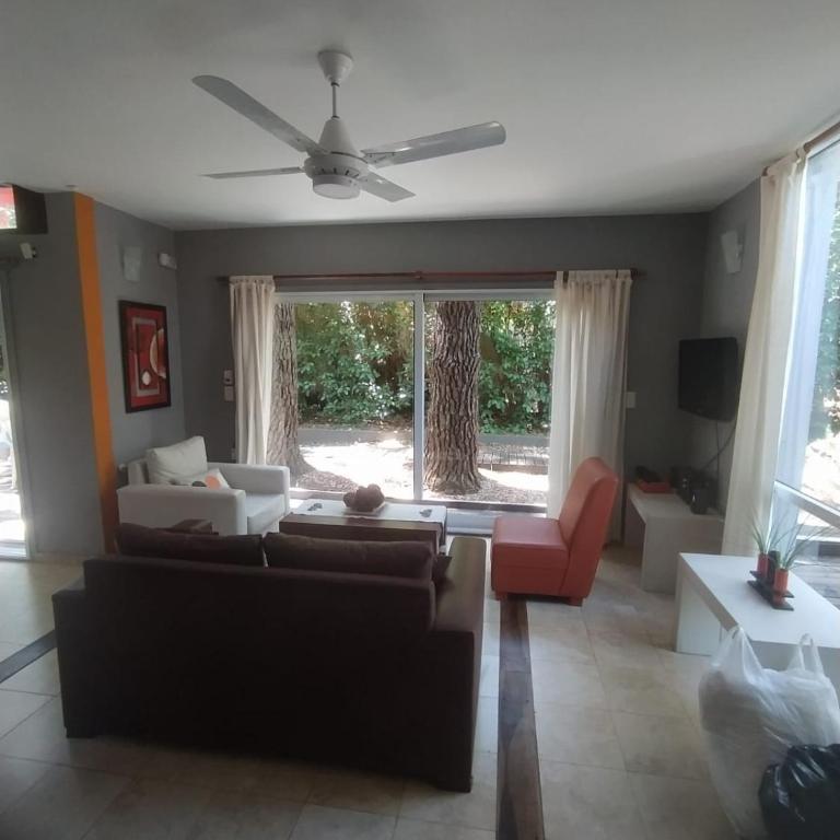 Limite Sur - Casa de 2 dormitorios - 23