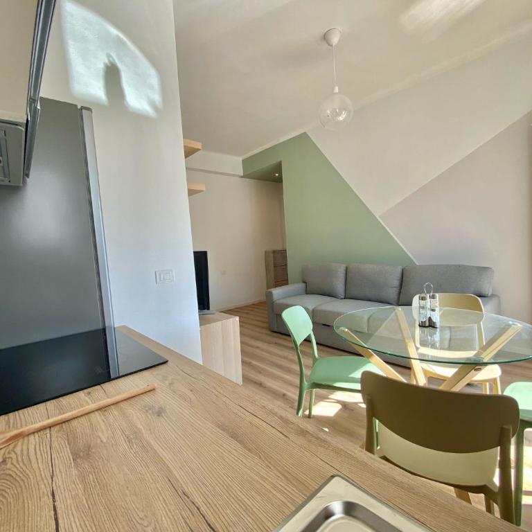 Metro M3 S&M Home, comoda soluzione di design, con collegamento diretto a Duomo di Milano, Stazione Centrale e Milano Porta Garibaldi - Appartamento con 1 Camera da Letto - 8