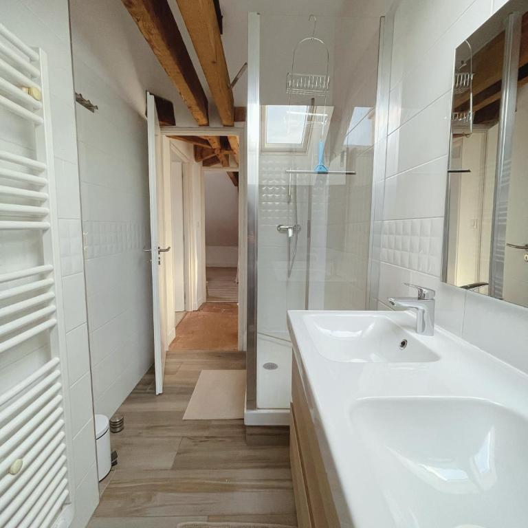 Le nid des bergers - Championnet 3 rooms, garage, clim a-c - Three-Bedroom Apartment - 15