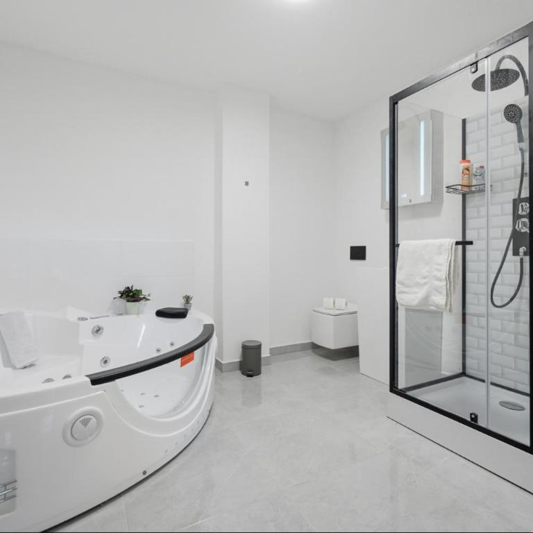 Yello Homes - Souterrain - Whirlpool - LuxuryStyle - Apartment mit 2 Schlafzimmern - 26