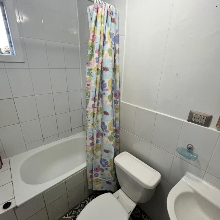 Acogedora casa en parcela, descanso y naturaleza - Three-Bedroom House - 8