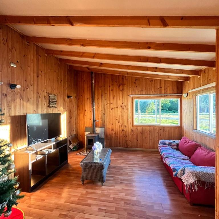 Acogedora casa en parcela, descanso y naturaleza - Three-Bedroom House - 14