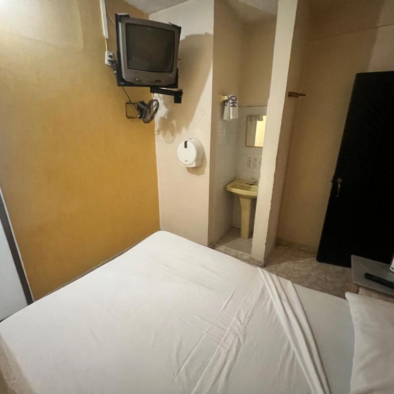 Hotel Ensueño - Budget Double Room - 2