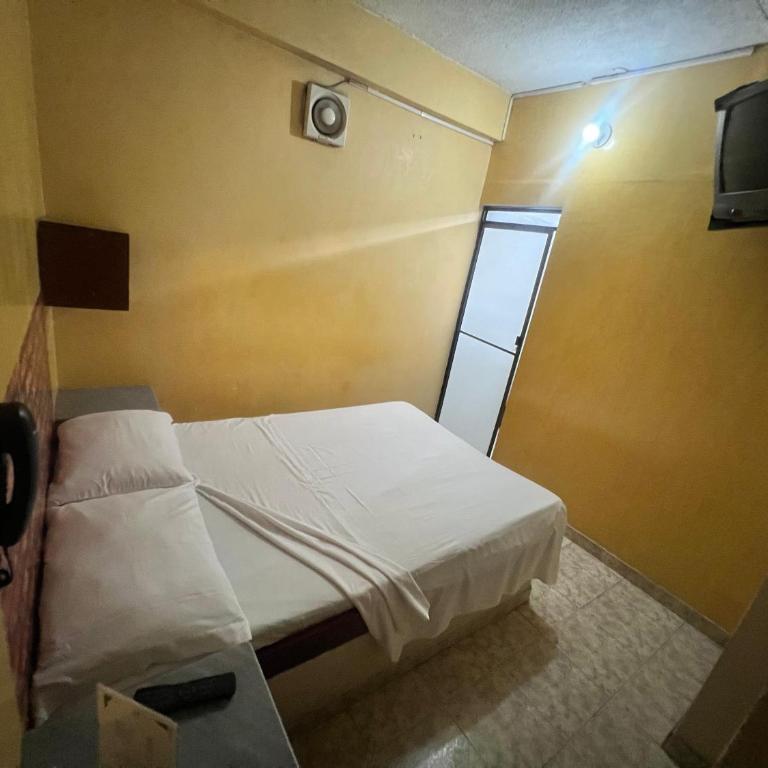 Hotel Ensueño - Budget Double Room - 3