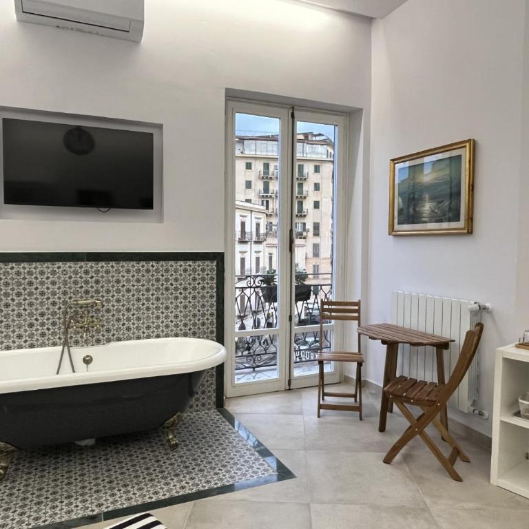 Palermo City Garden Lux Suites - Deluxe Suite - 6