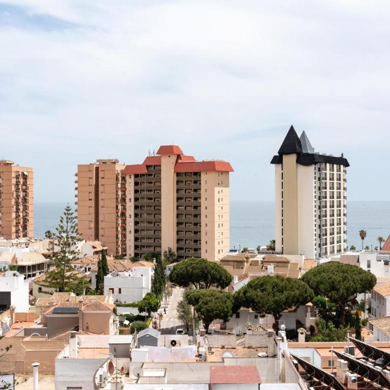 Fuengirola Central Apartment near beach - Apartamento - 24