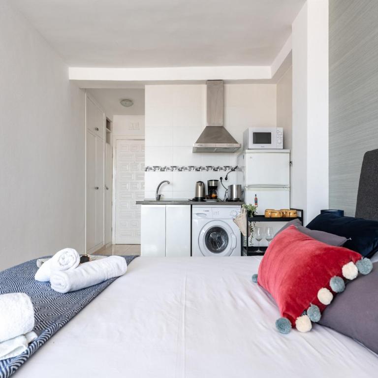 Fuengirola Central Apartment near beach - Apartamento - 6