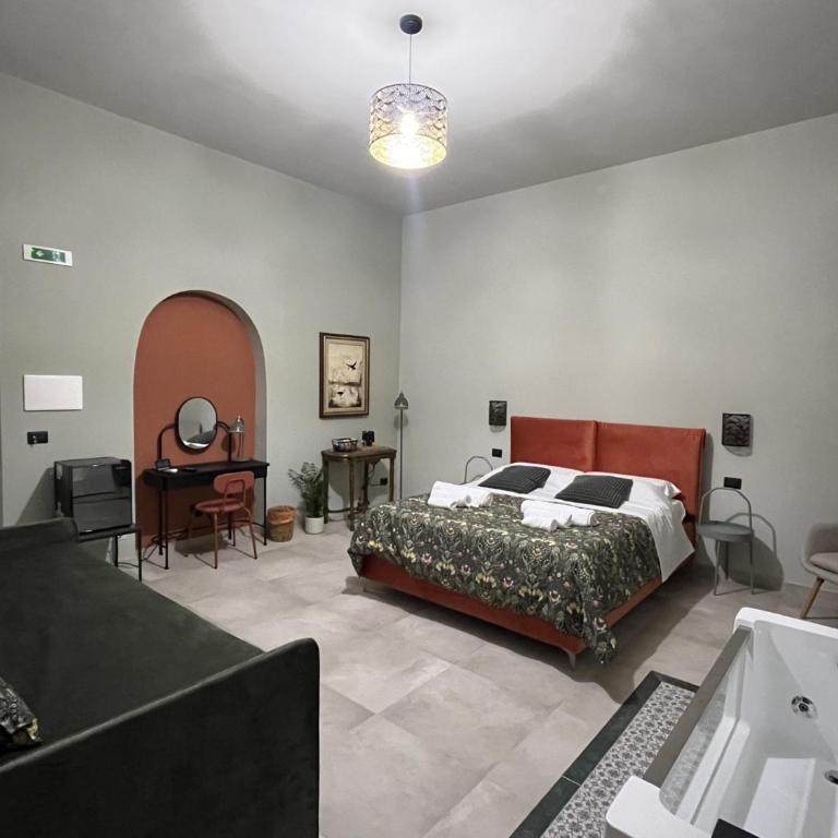 Palermo City Garden Lux Suites - Deluxe Suite with Spa Bath - 11
