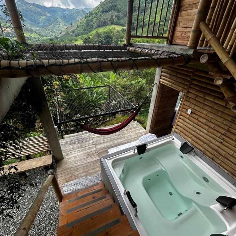Cabaña campestre para parejas o grupos - Casa de 2 dormitorios - 4